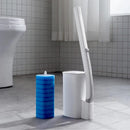  Βούρτσα καθαρισμού τουαλέτας μιας χρήσης με θήκη! Με απαλές αλλά ανθεκτικές τρίχες, αφαιρεί αποτελεσματικά τους λεκέδες και τη βρωμιά ενώ είναι απαλό στη λεκάνη της τουαλέτας σας. Το στήριγμα το διατηρεί στη θέση του και αποτρέπει το στάζει, καθιστώντας το εύκολο στην αποθήκευση και τη χρήση. Επιπλέον, είναι απολύτως ασφαλές και υγιεινό, καθώς μπορείτε να το πετάξετε μετά τη χρήση. Πείτε αντίο στις παραδοσιακές βούρτσες τουαλέτας και μεταβείτε στη βολική και απροβλημάτιστη επιλογή μας